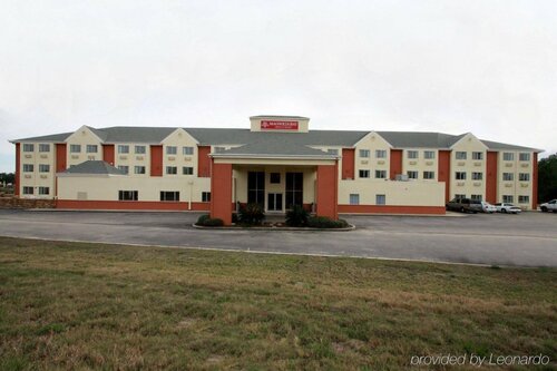 Гостиница Comfort Inn & Suites Crystal Inn Sportsplex