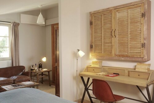 Внешний вид отеля Logis de la Cadène в Сен-Эмильоне, фото 4