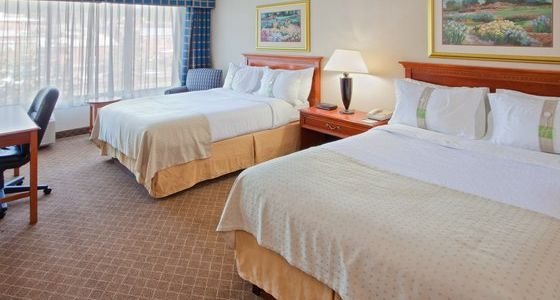 Фото Ramada by Wyndham Cumberland Downtown