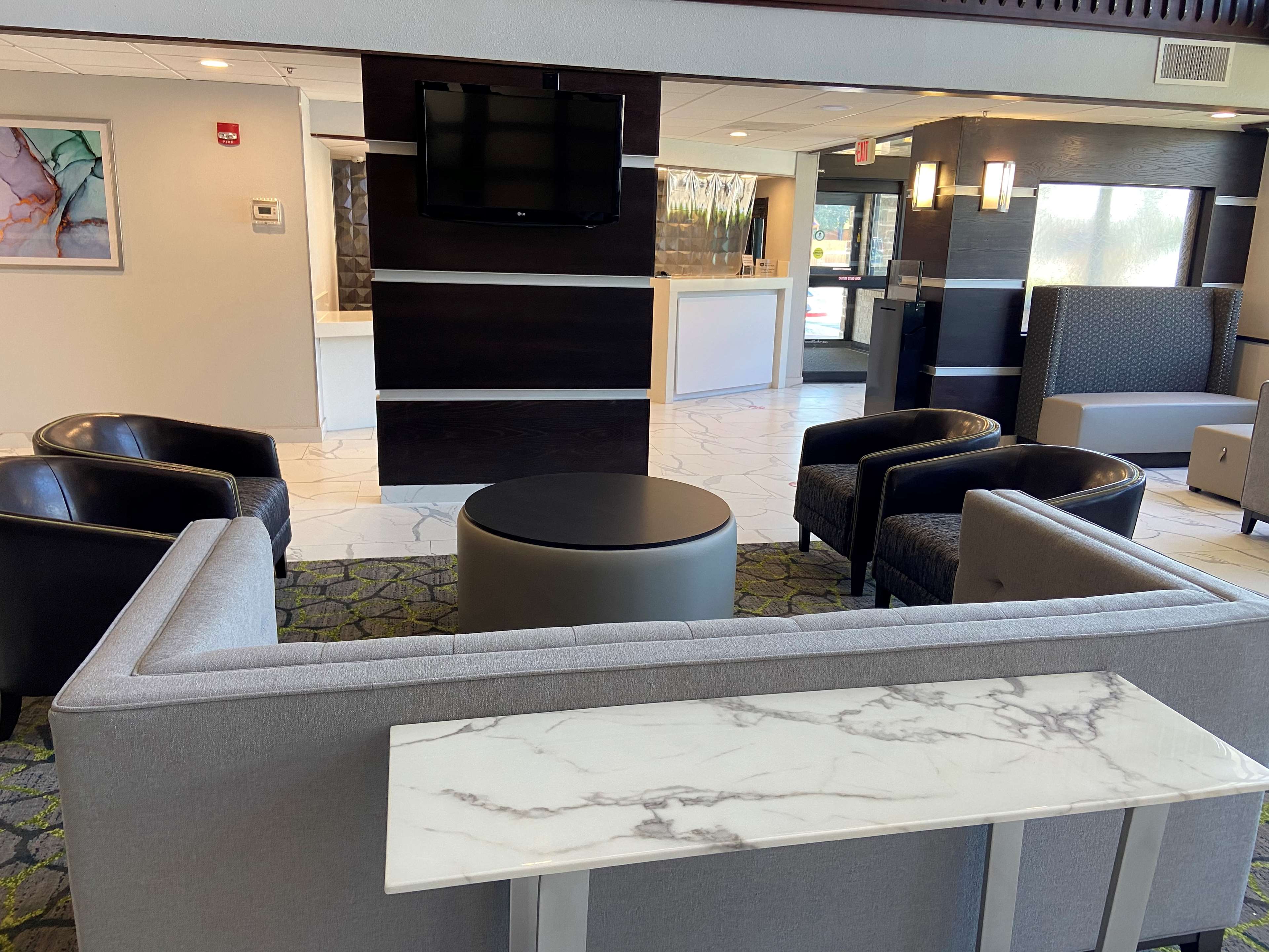 Фото Best Western Plus Houston Energy Corridor