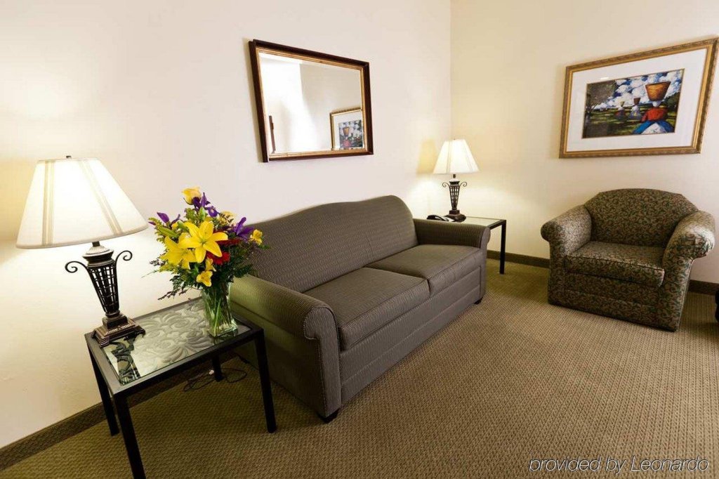 Фото Embassy Suites by Hilton Charleston Historic District