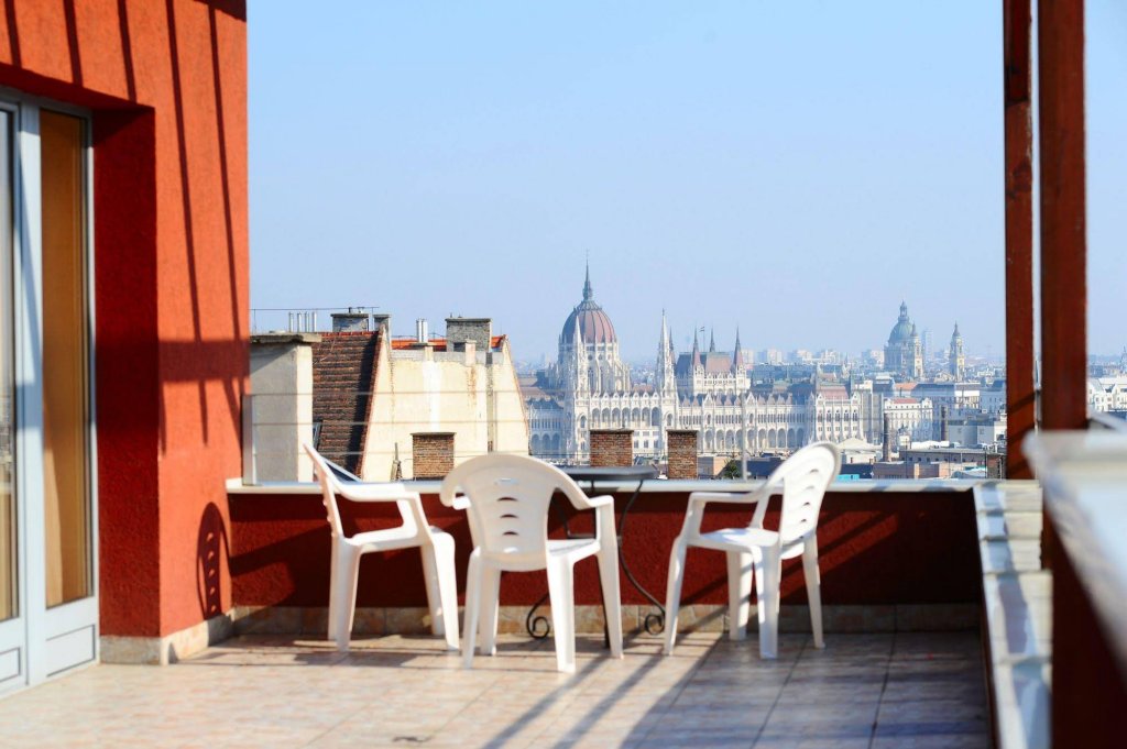 Фото Hotel Papillon