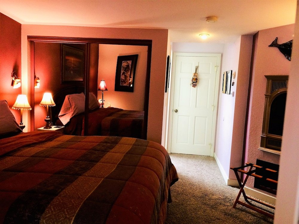 Фото Black Bear Inn