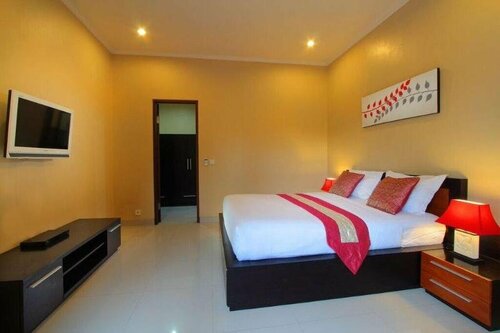 Гостиница Lotus Tirta Seminyak