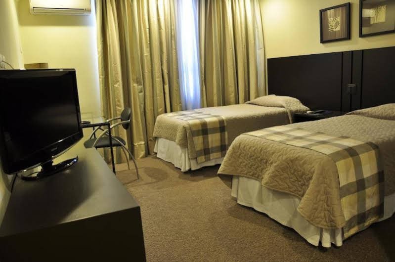 Фото Roochelle Hotel by Nobile