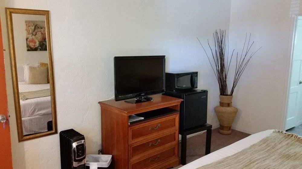 Фото Patriots Boutique Motel