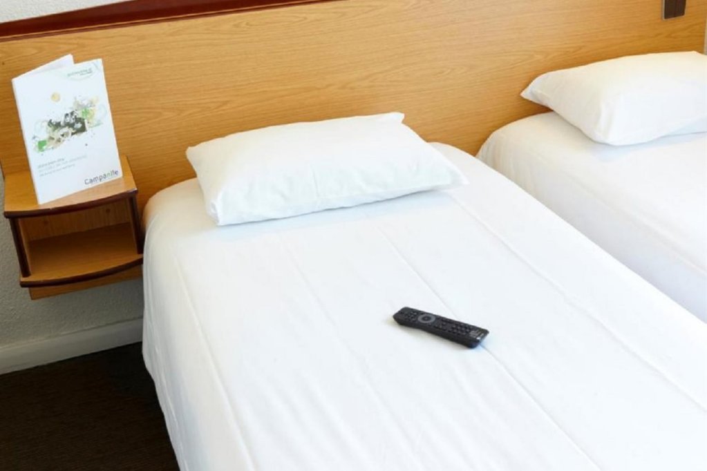 Фото Hotel Kyriad Direct Le Bourget Gonesse