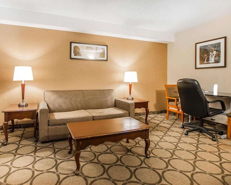 Фото Comfort Inn Truro