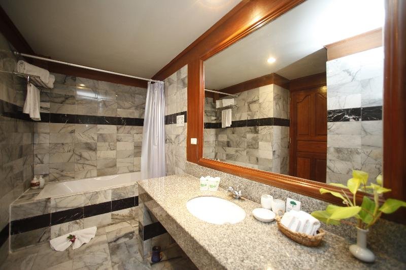 Фото The Fair House Beach Resort & Hotel