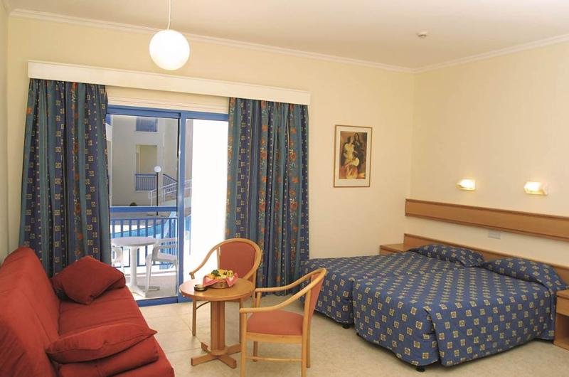 Фото Kissos Hotel