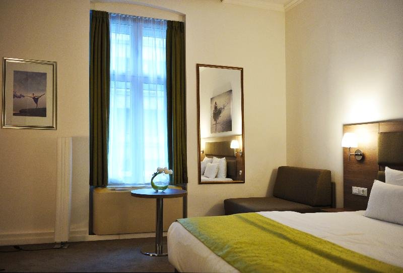 Фото Hotel Opera