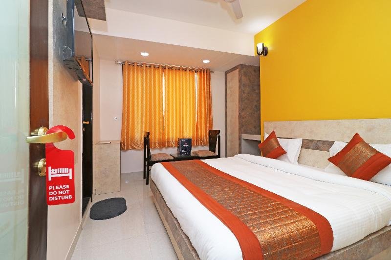 Фото Oyo Flagship 12675 Star inn