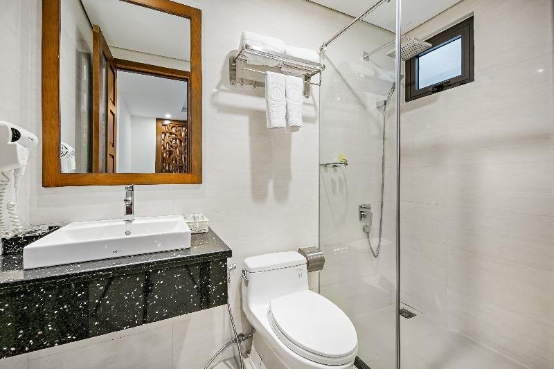 Фото Hung Anh Hotel Da Nang