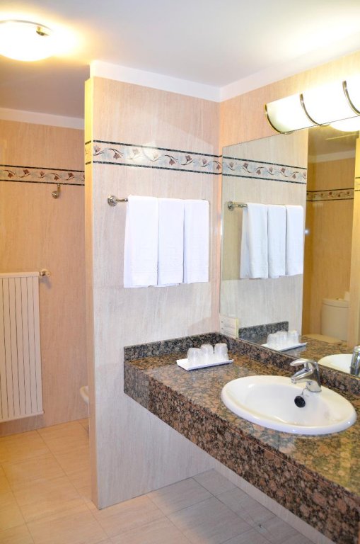 Фото Hotel Lasa Sport