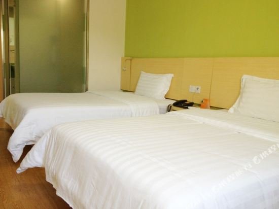Фото 7 Days Inn Shenzhen Bantian Huawei Base Branch