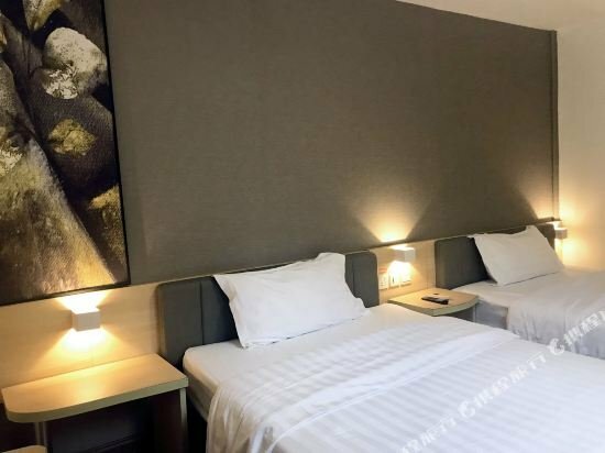 Hotel 7 Days Inn Guangzhou Tianhe Tianpingjia Metro Branch, Guangzhou, photo