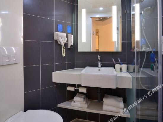 Фото Hanting Hotel Shanghai Caohejing Yishan Road