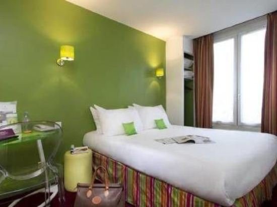 Фото Ibis Styles Asnières Centre