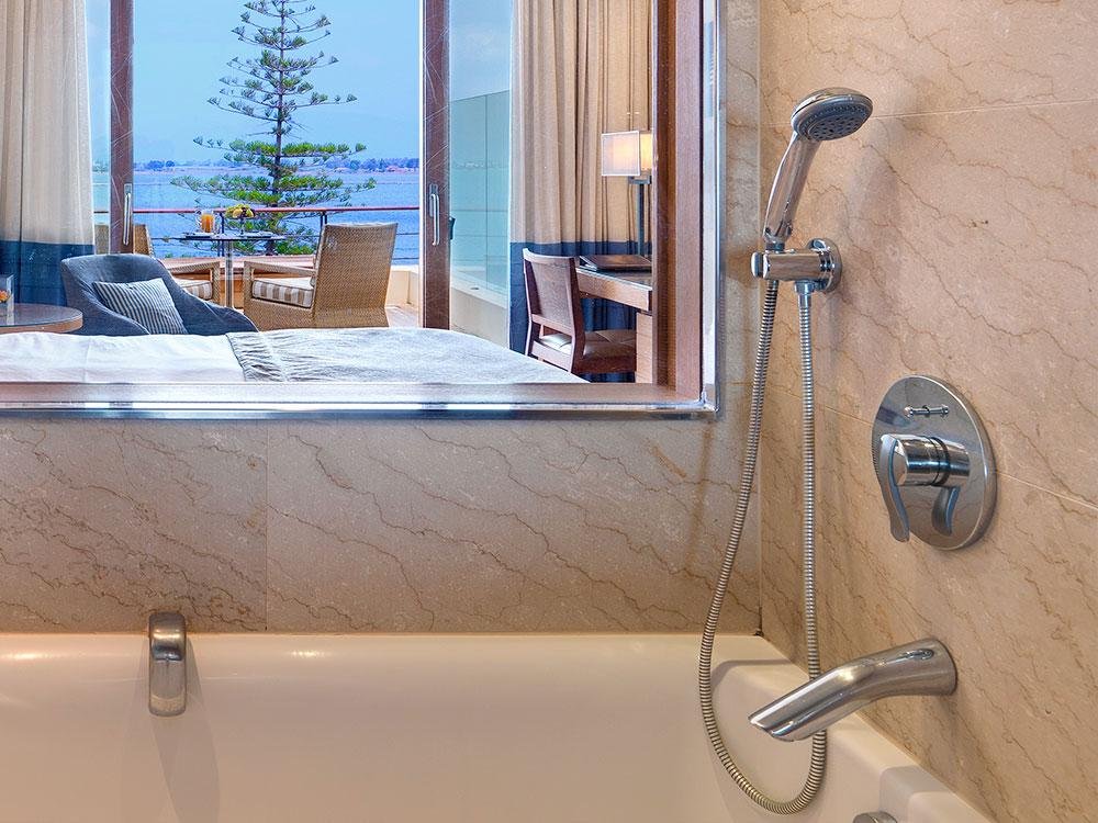 Фото Amphitryon Hotel