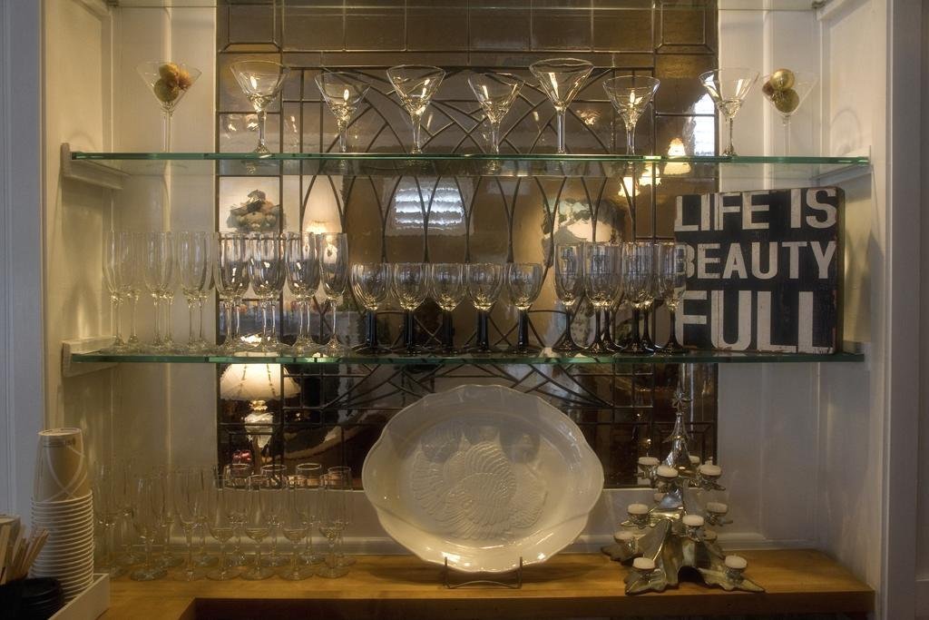 Фото Cannon Beach Hotel Collection