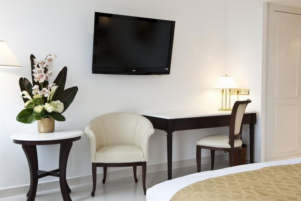 Фото Aston La Scala