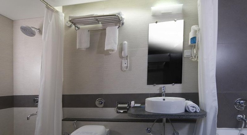 Фото Kapila Business Hotel