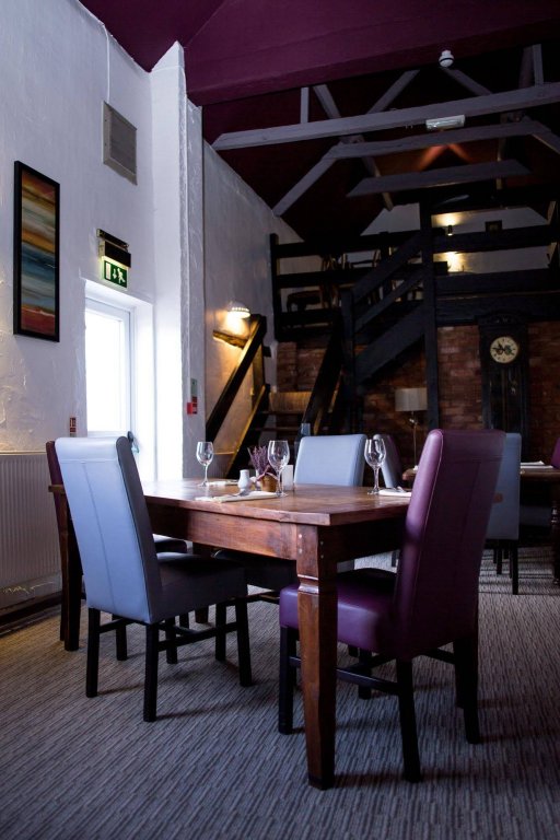 Фото The Forest Lodge