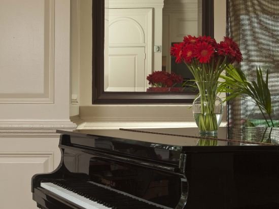 Фото The Bristol Hotel San Diego