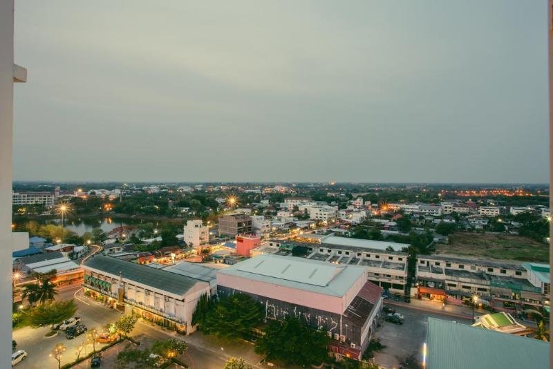 Фото Thong Tarin Hotel