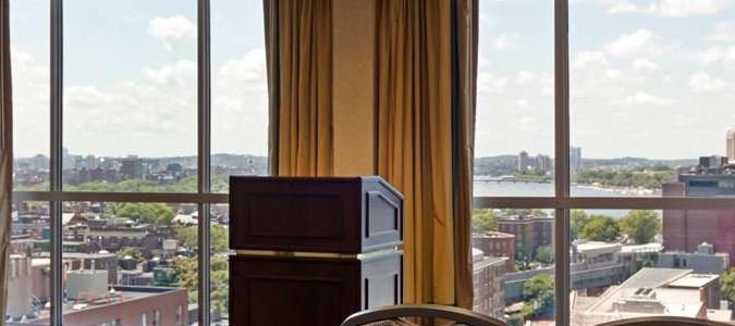Фото Wyndham Boston Beacon Hill