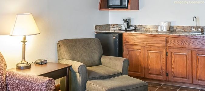 Фото Quality Inn & Suites Arnold - St Louis