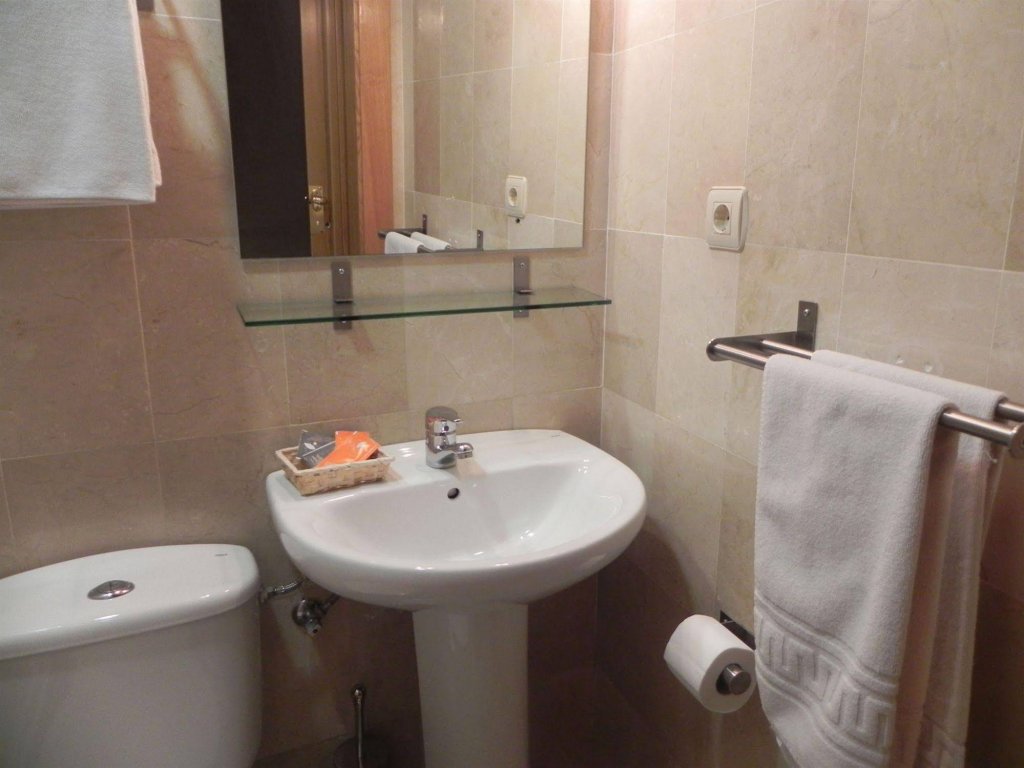 Фото Hostal El Olivo