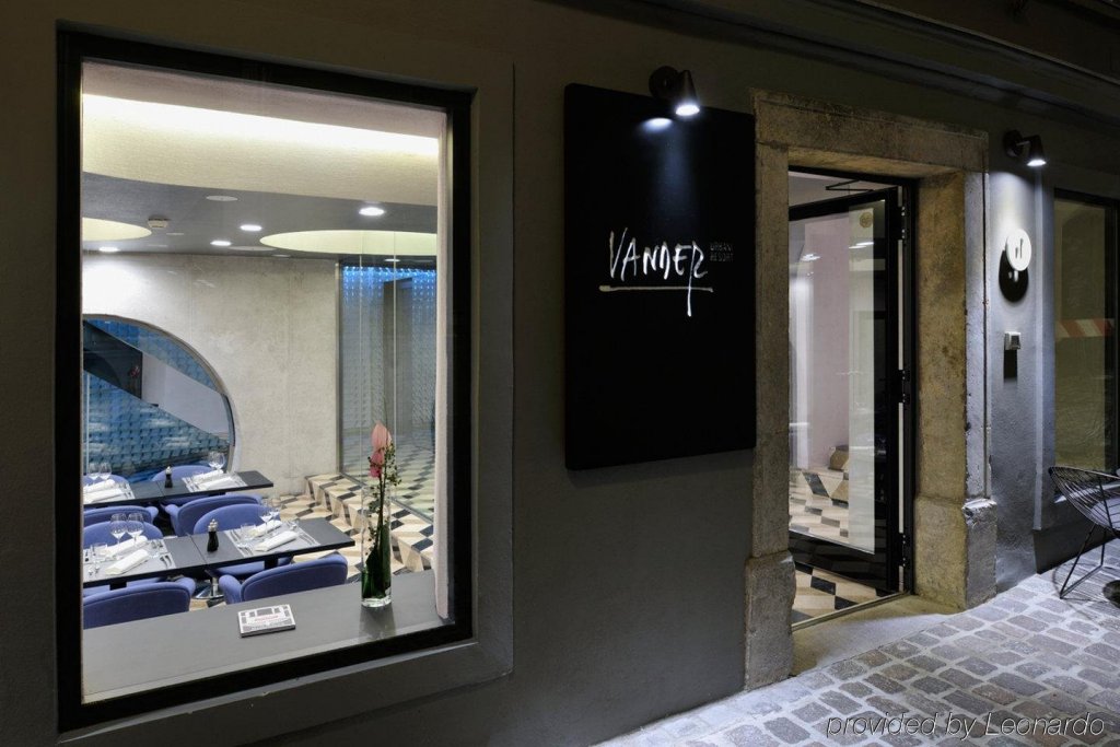 Фото Vander Urbani Resort – a Member of Design Hotels