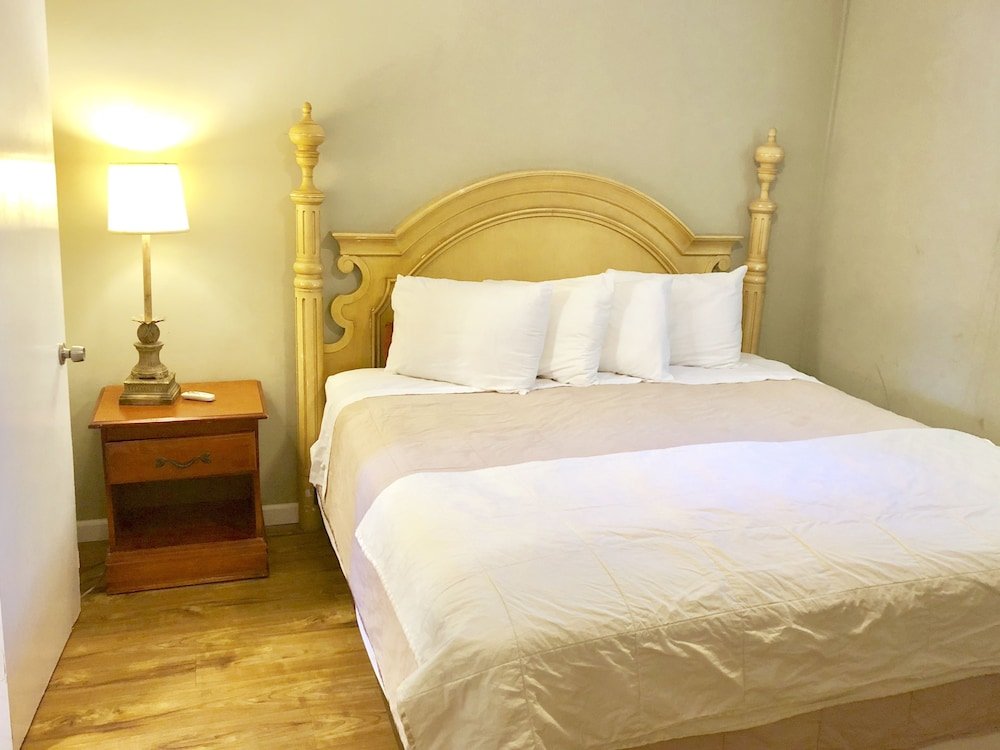 Фото Atlantis Inn