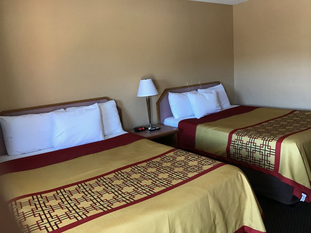 Фото Scottish Inn