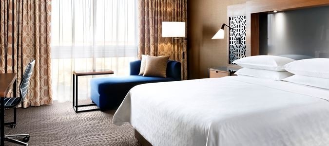 Фото Sheraton Toronto Airport Hotel & Conference Centre