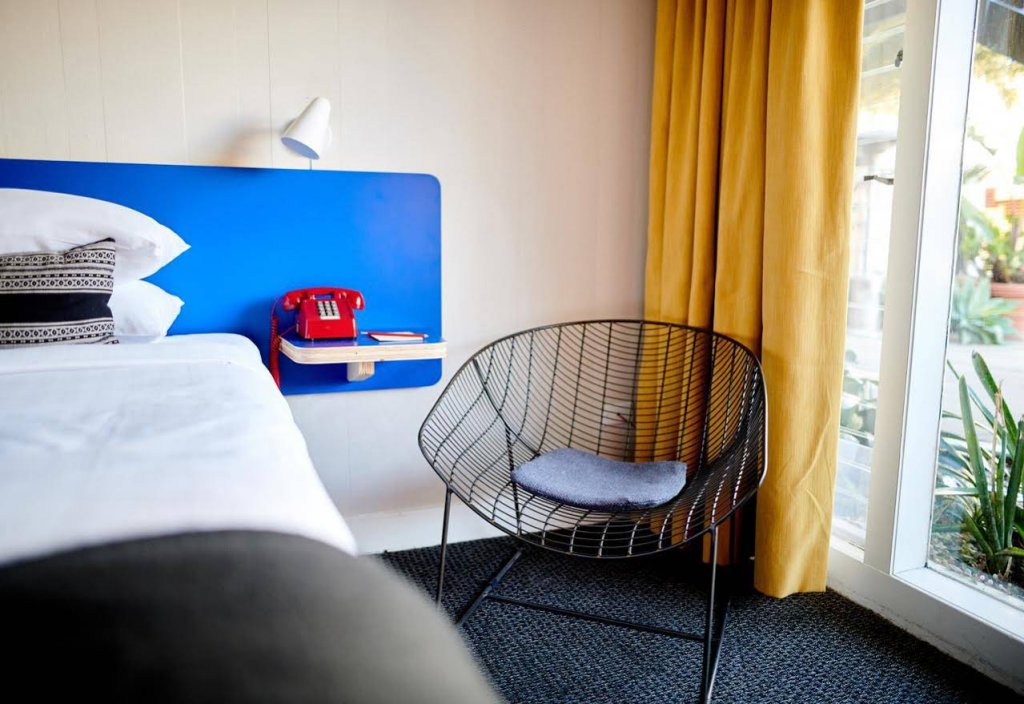 Фото The Phoenix Hotel