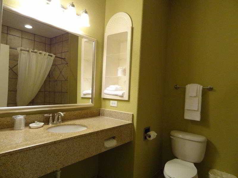 Фото Best Western Hebbronville Inn