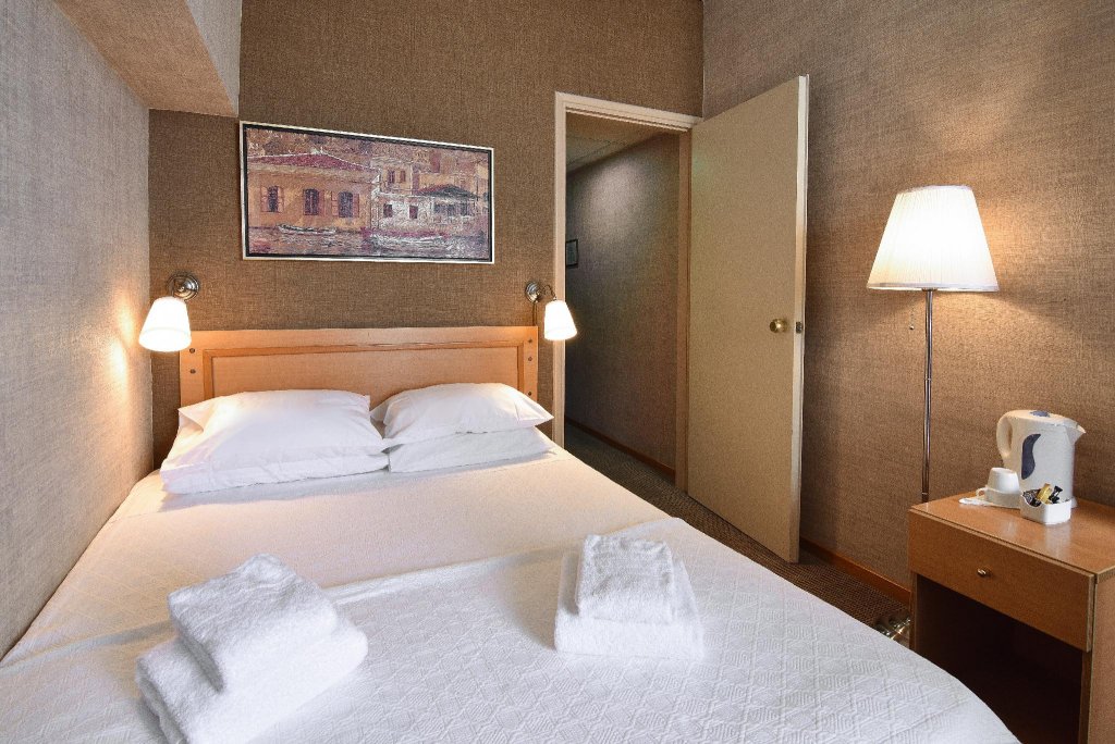 Фото Astor Hotel