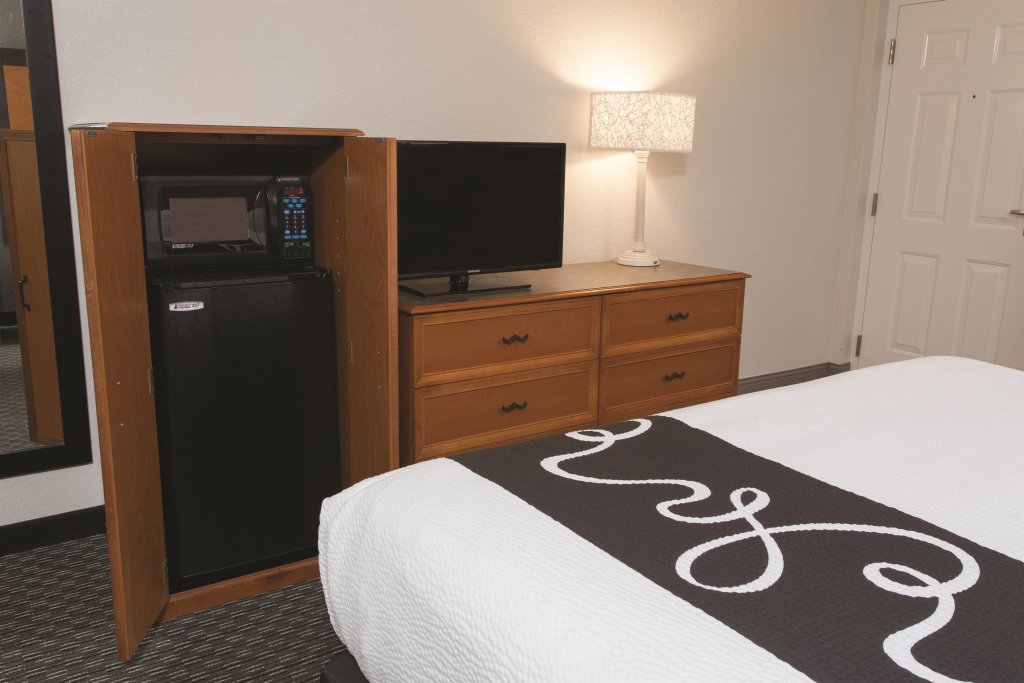 Фото La Quinta Inn by Wyndham Ventura