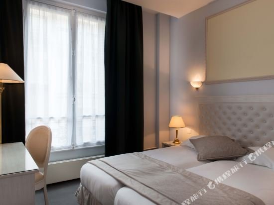 Фото Princesse Caroline