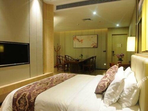 Гостиница Hilton Garden Inn Zhongshan Guzhen в Цзянмыни