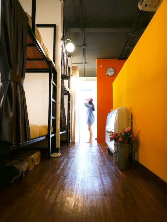 Фото Bangkok Sanookdee - Adults Only