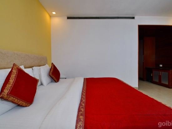 Фото Hotel Lord Krishna Palace