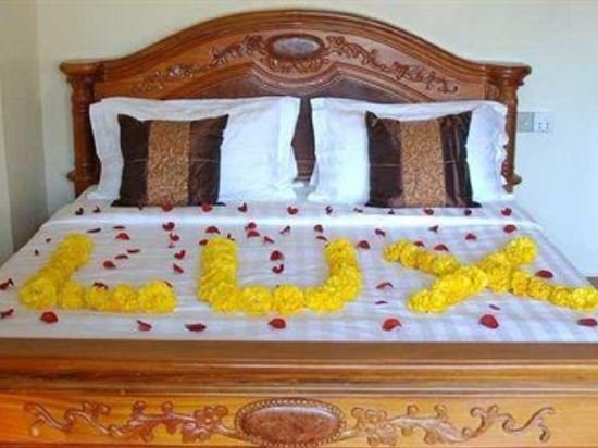 Фото Lux Guesthouse