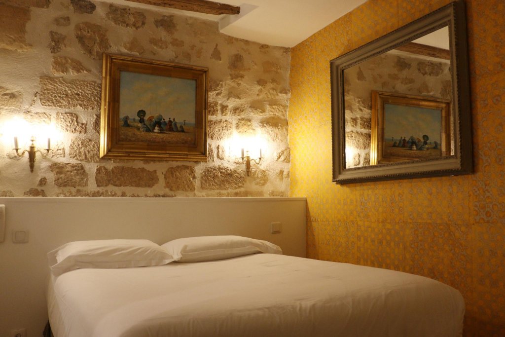 Фото Hôtel du Lys