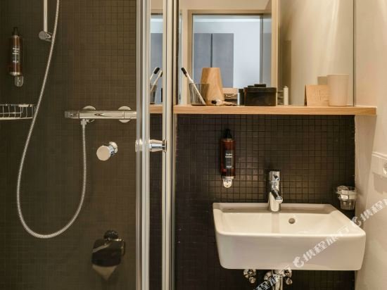 Фото Bold Hotel Frankfurt Messe