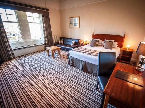 Фото Savoy Park Hotel