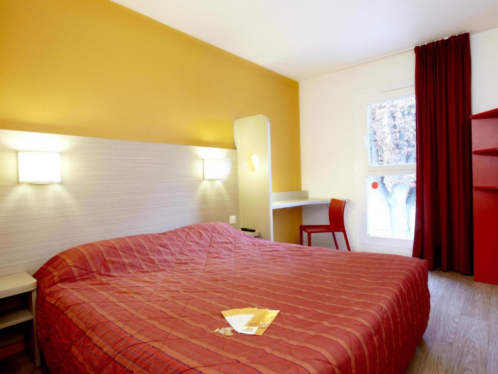 Фото Hotel Premiere Classe Pau Est Bizanos