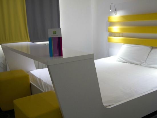 Фото Ibis Styles London Croydon